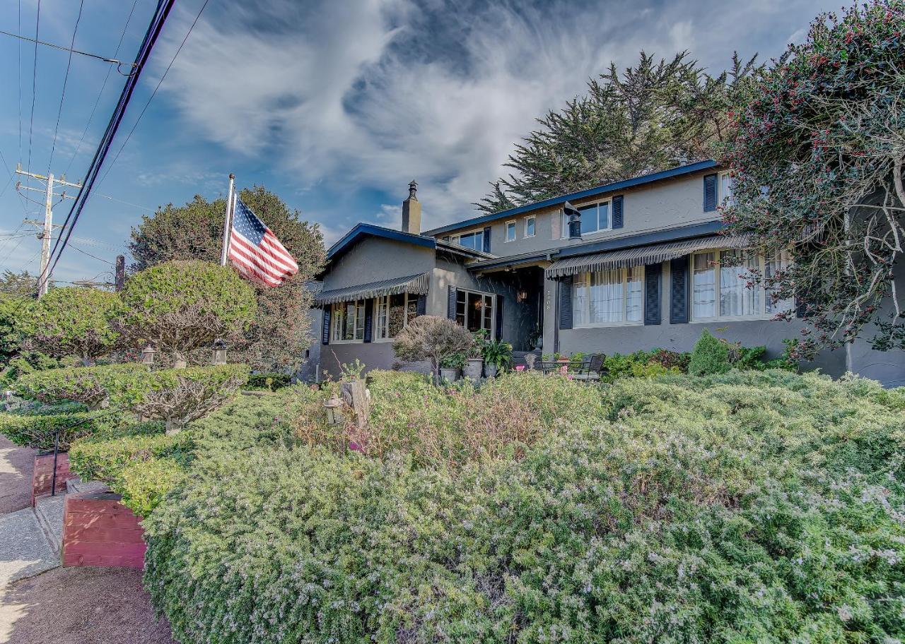 Sandpiper Inn Carmel-by-the-Sea Exterior photo